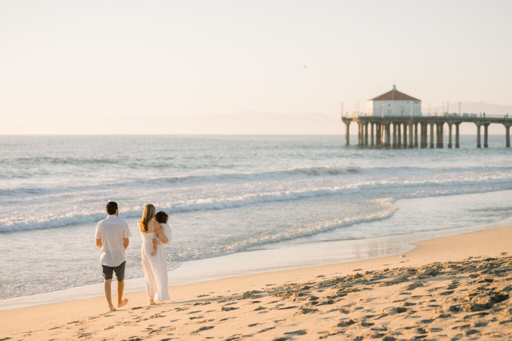 A family photoshoot at one of the best South Bay family photo locations of Manhattan Beach.